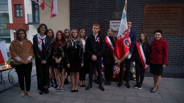 Czcimy ofiary napaści wojsk sowieckich na Polskę.